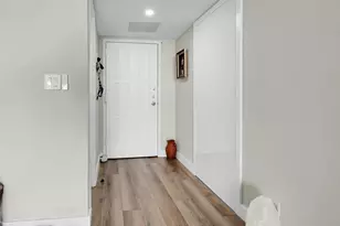 600 Parkview Dr, Hallandale Beach, FL 33009 - Photo 2