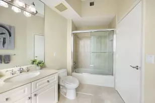 111 SE 8th Ave, Fort Lauderdale, FL 33301 - Photo 24