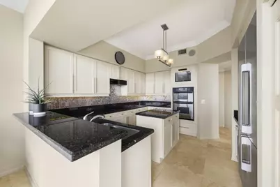 111 SE 8th Avenue #PH-1701, Fort Lauderdale, FL 33301 - Photo 12