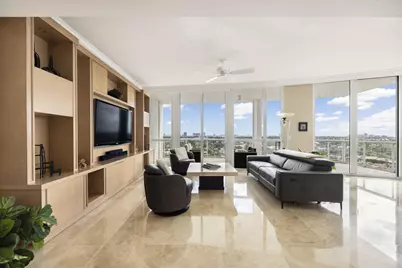 111 SE 8th Avenue #Ph-1701, Fort Lauderdale, FL 33301 - Photo 1