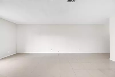 5900 NW 17th Place #215, Sunrise, FL 33313 - Photo 8