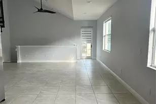 2911 Cascada Isle Way, Hollywood, FL 33024 - Photo 10