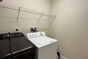 2911 Cascada Isle Way, Hollywood, FL 33024 - Photo 24