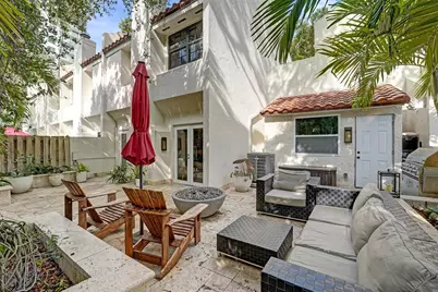 810 SE 2nd Street #F, Fort Lauderdale, FL 33301 - Photo 1