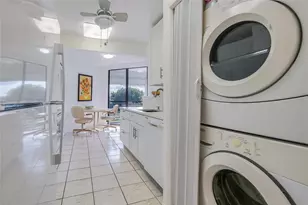 7100 Radice Ct, Lauderhill, FL 33319 - Photo 12