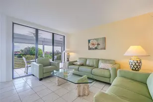 7100 Radice Ct, Lauderhill, FL 33319 - Photo 4