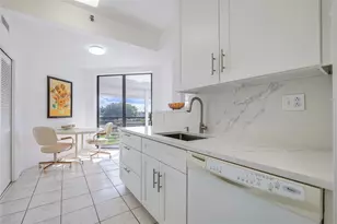 7100 Radice Ct, Lauderhill, FL 33319 - Photo 14