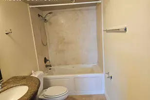 4164 Inverrary Dr, Lauderhill, FL 33319 - Photo 22