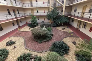 2801 Somerset Dr, Lauderdale Lakes, FL 33311 - Photo 30