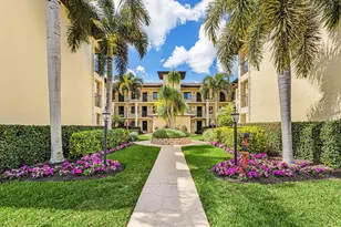 228 Fox Glen Dr Unit, Naples, FL 34104 - Photo 14