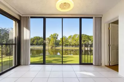 228 Fox Glen Drive #3205, Naples, FL 34104 - Photo 2