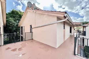 1917 NW 94th Ave, Coral Springs, FL 33071 - Photo 34