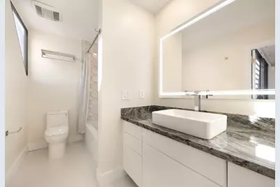 424 Hendricks Isle #6, Fort Lauderdale, FL 33301 - Photo 12