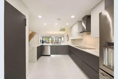 424 Hendricks Isle #6, Fort Lauderdale, FL 33301 - Photo 6