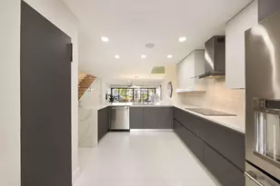 424 Hendricks Isle, Fort Lauderdale, FL 33301 - Photo 6