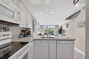 1531 SE 15th Unit, Fort Lauderdale, FL 33316 - Photo 2