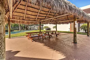 9041 Sunrise Lakes Blvd, Sunrise, FL 33322 - Photo 42