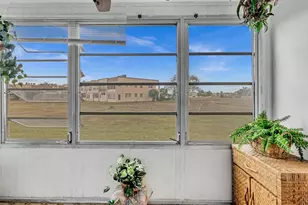 9041 Sunrise Lakes Blvd, Sunrise, FL 33322 - Photo 20