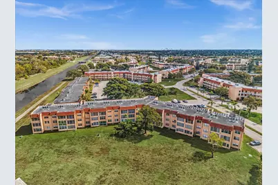 9041 Sunrise Lakes Boulevard #113, Sunrise, FL 33322 - Photo 2