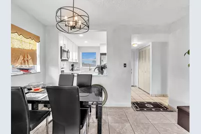 9041 Sunrise Lakes Boulevard #113, Sunrise, FL 33322 - Photo 10