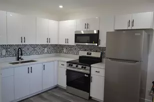 940 NW 8th Ave, Pompano Beach, FL 33060 - Photo 1