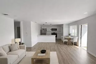 902 E Tiffany Dr, West Palm Beach, FL 33407 - Photo 2