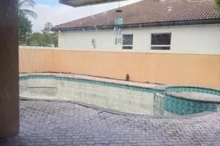 17855 NW 15th Ct, Pembroke Pines, FL 33029 - Photo 18