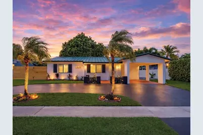 2633 NW 9th Lane, Wilton Manors, FL 33311 - Photo 1