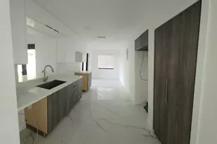 8633 N Sutton Dr, Miramar, FL 33025 - Photo 2