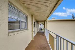 2615 NE 3rd Ct, Boynton Beach, FL 33435 - Photo 28