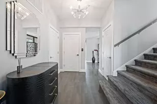 8 Portside Dr, Fort Lauderdale, FL 33316 - Photo 6