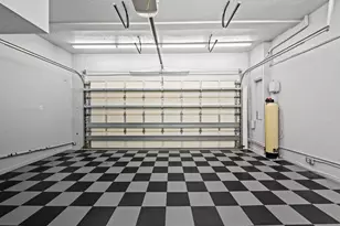 8 Portside Dr, Fort Lauderdale, FL 33316 - Photo 38