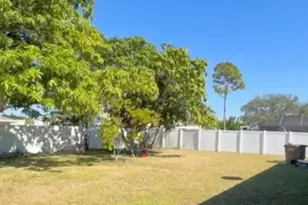 1117 SE 19th Terrace, Cape Coral, FL 33990 - Photo 8