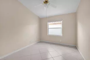 5065 Glenville Dr, Boynton Beach, FL 33437 - Photo 12