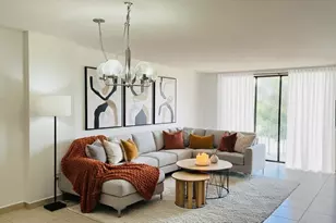 901 Hillcrest Dr, Hollywood, FL 33021 - Photo 1