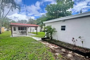 2530 McKinley St, Hollywood, FL 33020 - Photo 12
