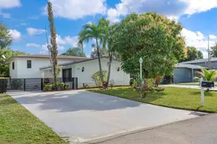 20335 NE 13th Ct, Miami, FL 33179 - Photo 2
