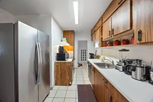 20335 NE 13th Ct, Miami, FL 33179 - Photo 8