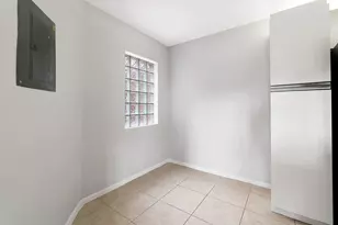 10730 NW 14th St, Plantation, FL 33322 - Photo 8