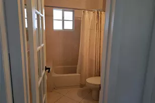 7774 Orleans St, Miramar, FL 33023 - Photo 34