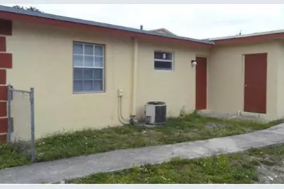 324 NW 42nd Street, Oakland Park, FL 33309 - Photo 8