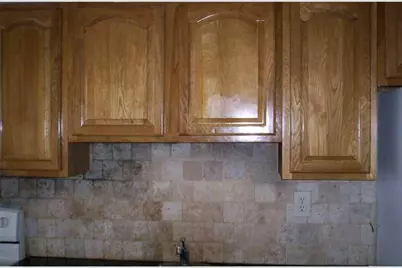 324 NW 42nd Street, Oakland Park, FL 33309 - Photo 6