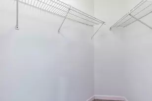 210 Lake Pointe Dr, Oakland Park, FL 33309 - Photo 14