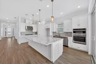 13613 SW Alejandro Ct, Port Saint Lucie, FL 34987 - Photo 6