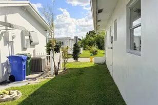 6875 NW 15th St, Margate, FL 33063 - Photo 30