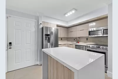 [Address not provided], Miami, FL 33179 - Photo 4