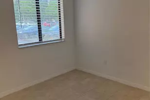 9300 Fontainebleau Blvd, Miami, FL 33172 - Photo 16