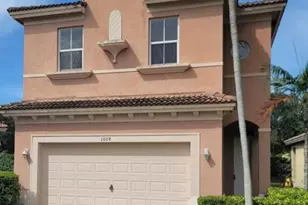 1008 NE 39th Ave, Homestead, FL 33033 - Photo 1