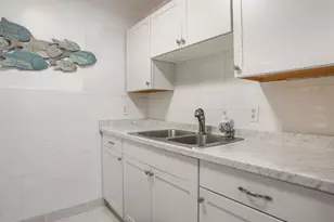 [Address not provided], Hallandale Beach, FL 33009 - Photo 12