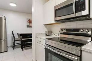 [Address not provided], Hallandale Beach, FL 33009 - Photo 10